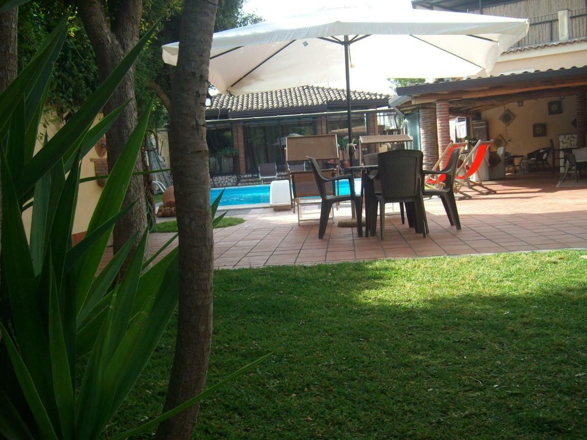 Villa Singola -Sole-Luna-Casavilladusoleil Acireale Kültér fotó